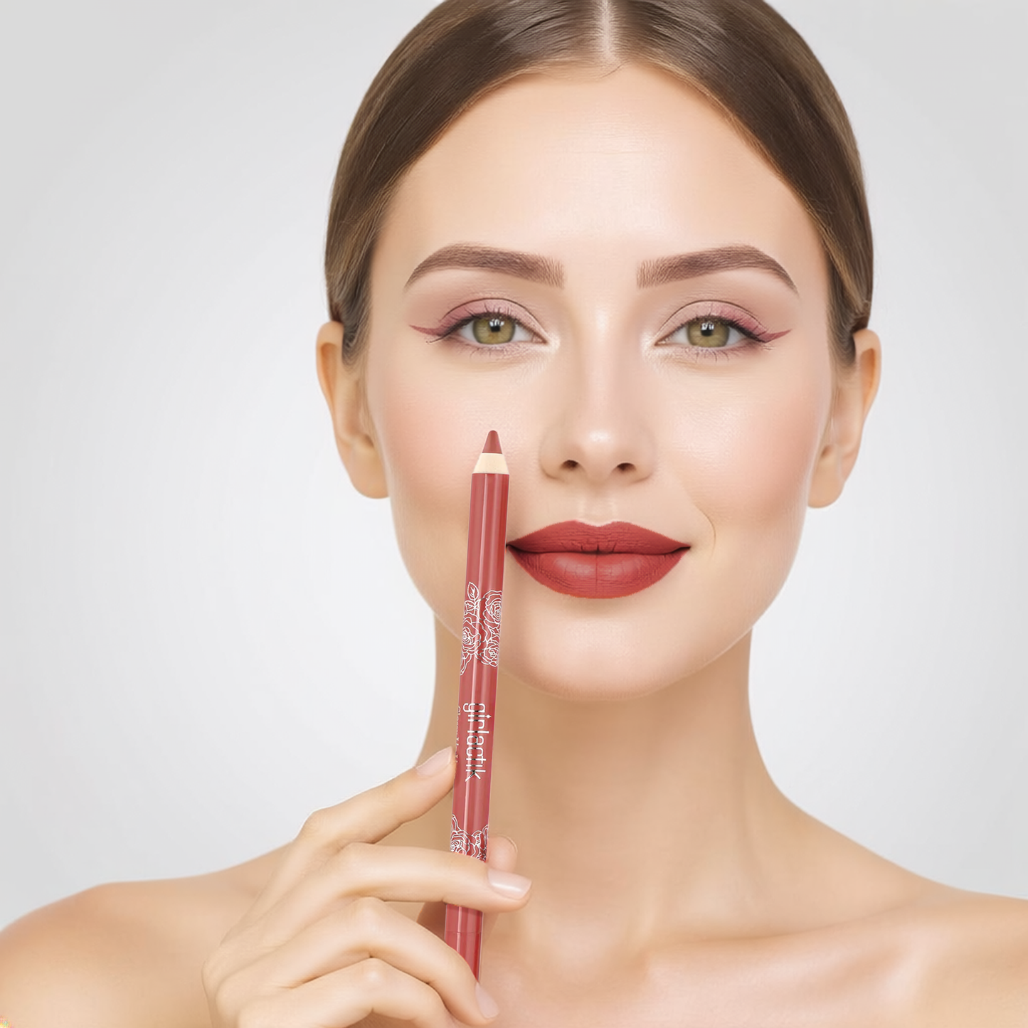 L1-03 - L1-05 Girlactik Glossy Lip Liner