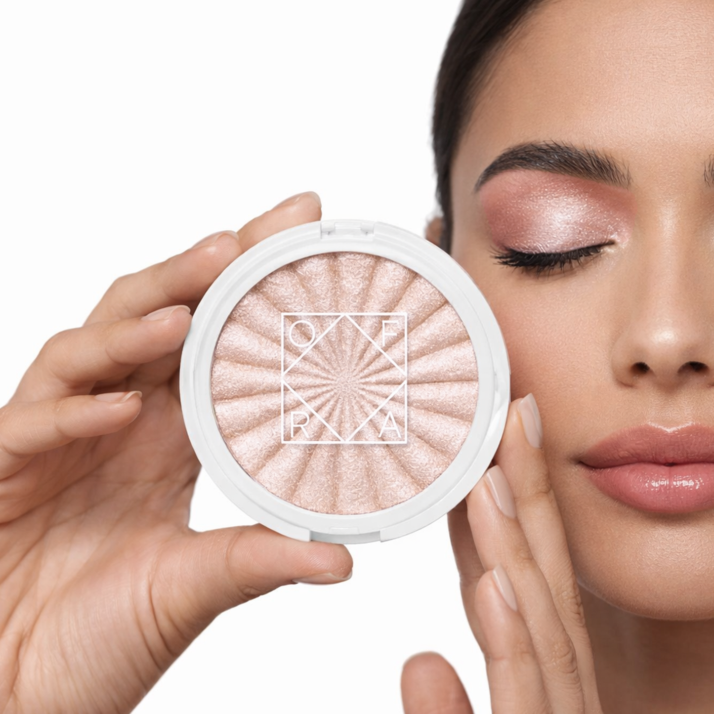 FT-10 OFRA Cosmetics Mini Highlighter in Peppermint