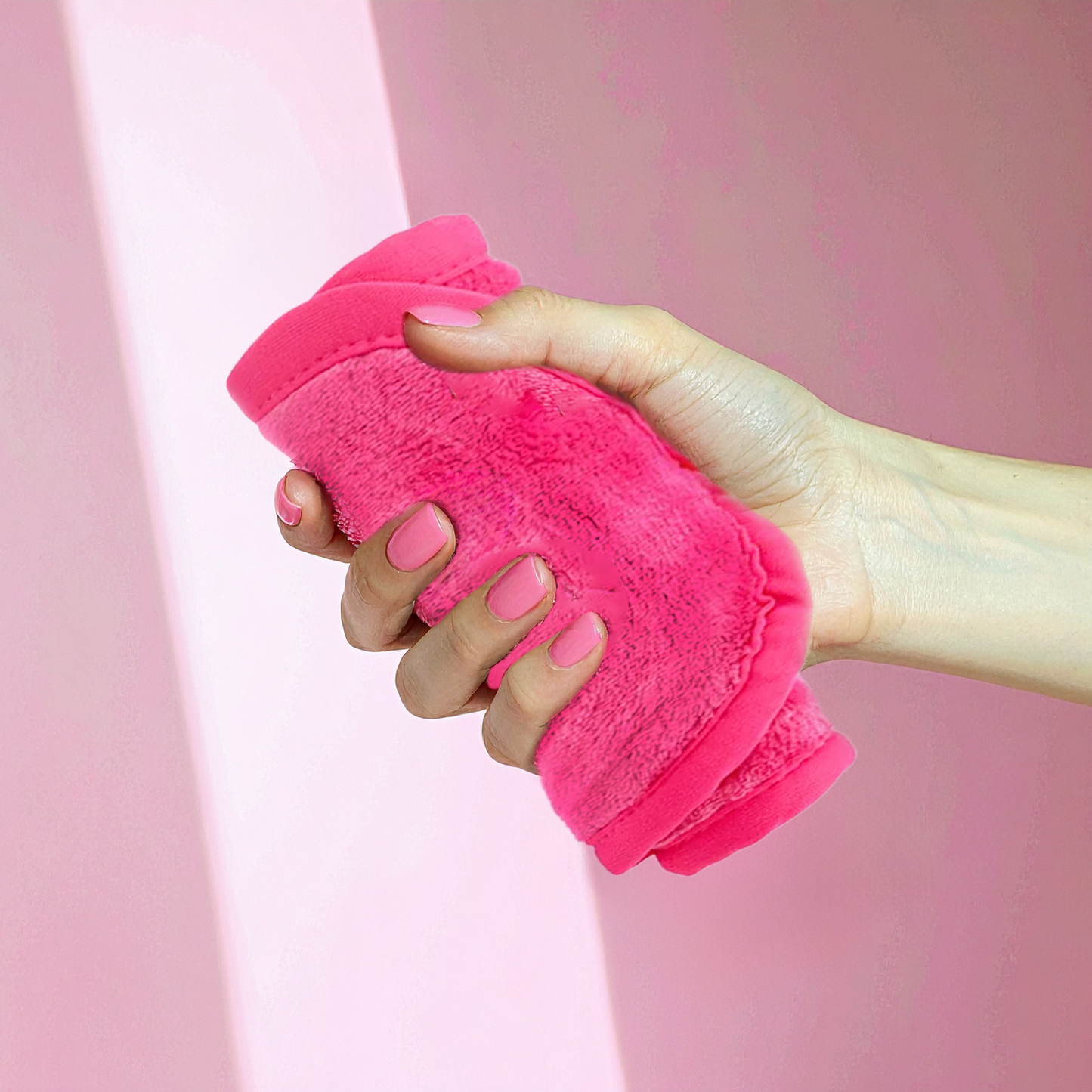 The MakeUp Eraser Original Pink LARGE