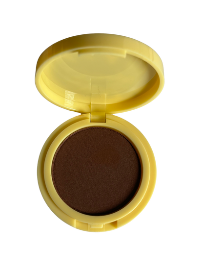 Alamar Cosmetics mini bronzers in the shade Oye Morena for a radiant sun-kissed glow on deep skin tones close view