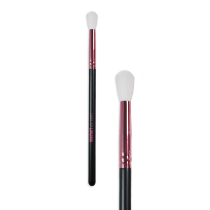 Innovate the Label blending eye makeup brush with black handle and rose gold ferrule for smooth eyeshadow application