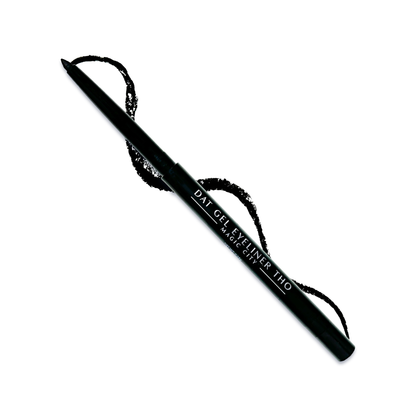 Innovate the Label gel eyeliner pencil set featuring a sleek black pencil for precise application