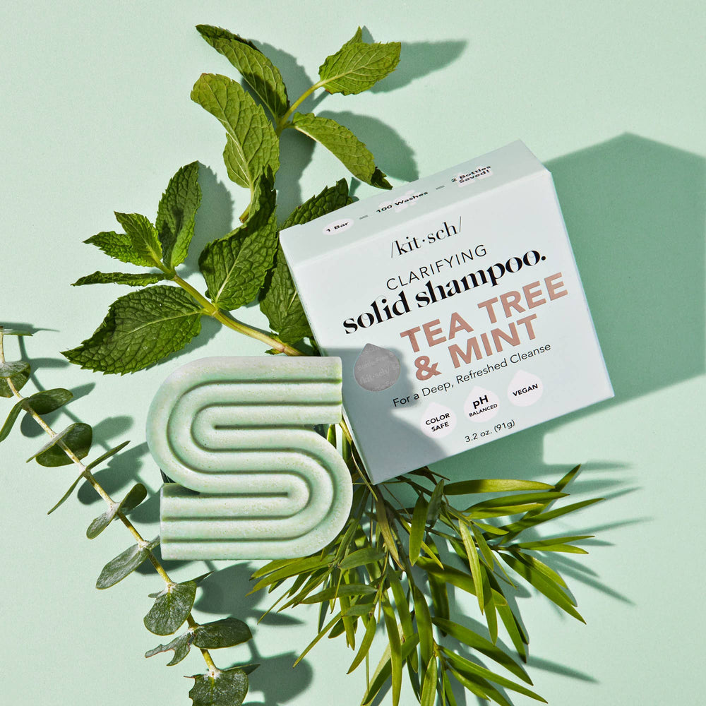 Innovate the Label tea tree and mint solid clarifying anti dandruff shampoo bar with natural leaves