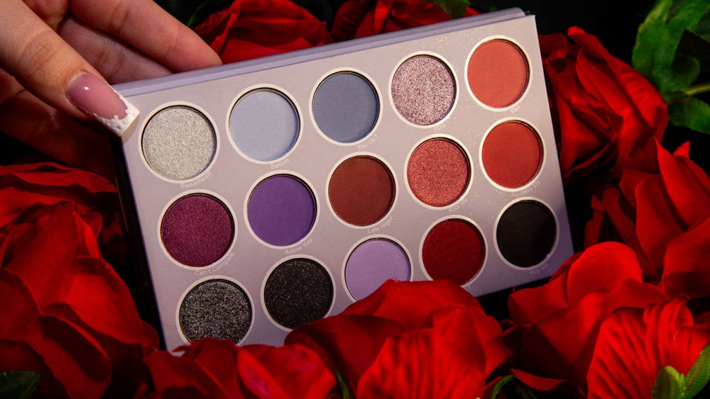 Innovate the Label Lurella Bad Romance eyeshadow palette with 16 vibrant shades held among red roses