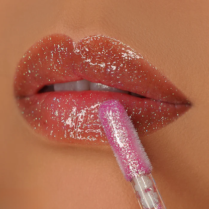 Diamond shimmer High Shine Gloss Queen Cosmetics